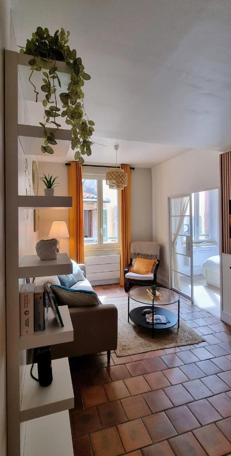 Charming Appartement In Vieux Nice Buitenkant foto