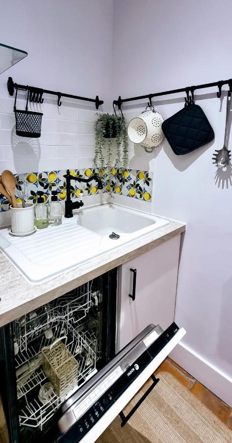 Charming Appartement In Vieux Nice Buitenkant foto