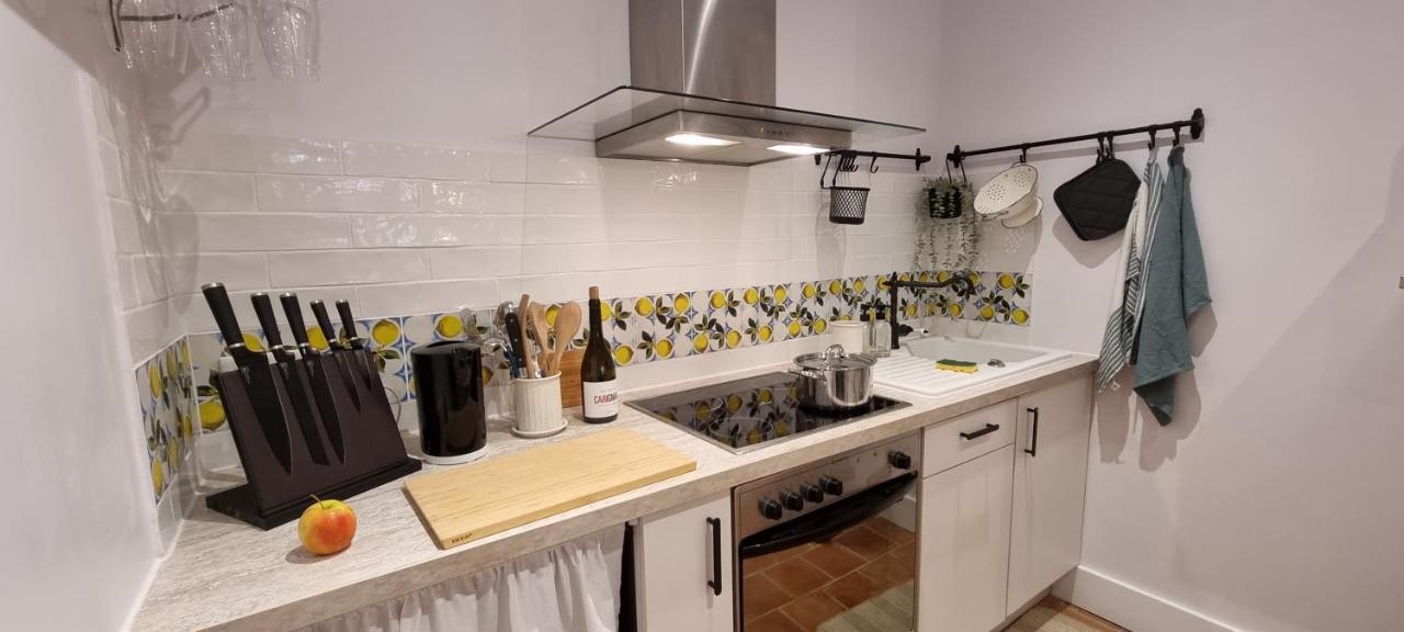 Charming Appartement In Vieux Nice Buitenkant foto